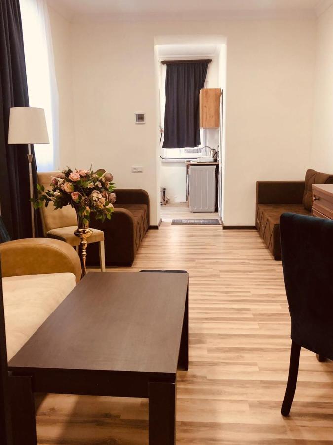 Hasi Hotel Джермук Екстер'єр фото